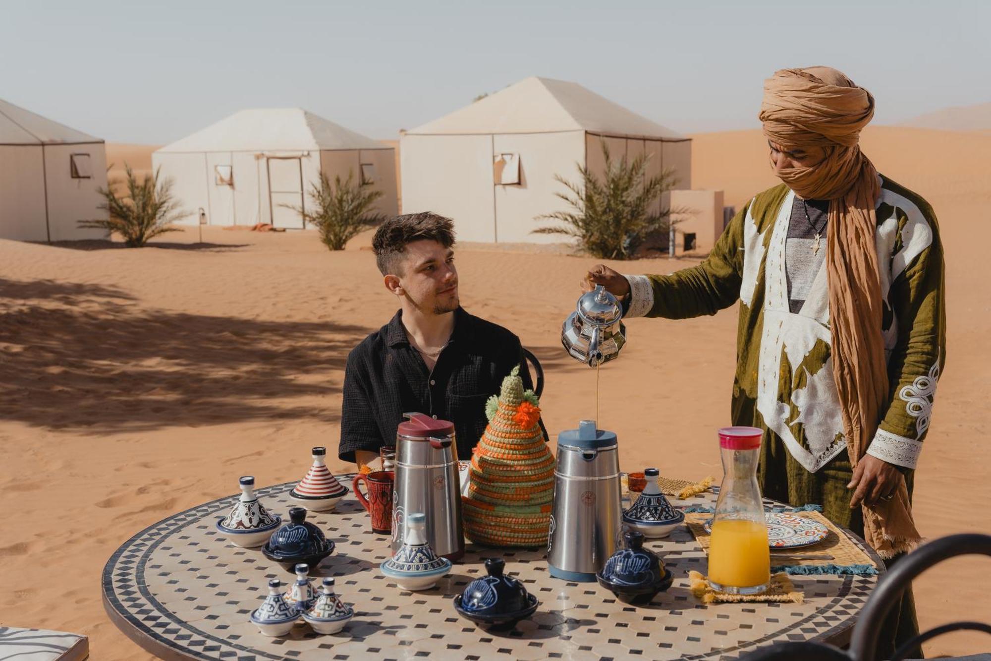 Royal Luxury Camp Otel Merzouga Dış mekan fotoğraf